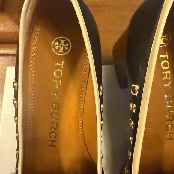 Tory Burch Perfect Black/Dulce De Leche Leather Studded Loafer Heel Size 5 $350 - Picture 11 of 14